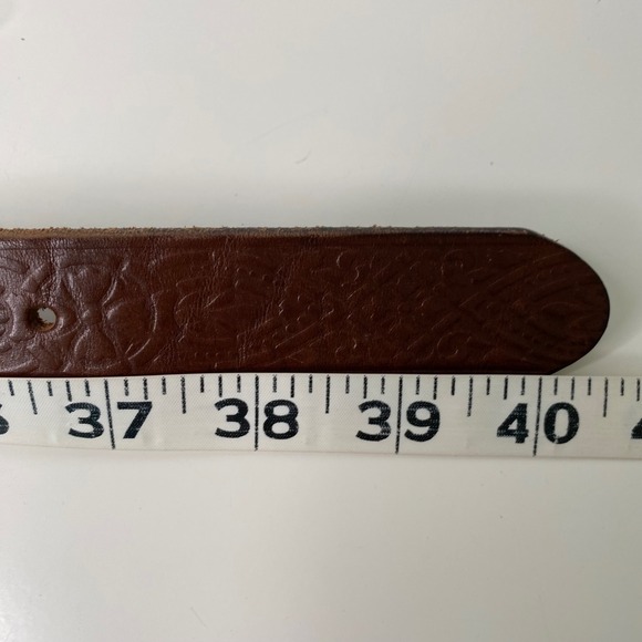 Womens Brown Genuine Leather Embossed Western Belt Silver Oval Buckle M USA - Picture 10 of 10